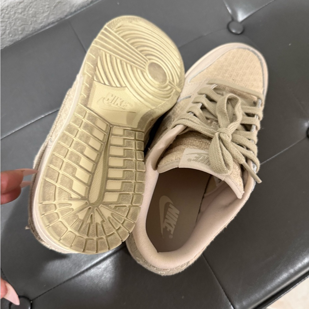 Nike dunk low cream/ Tan